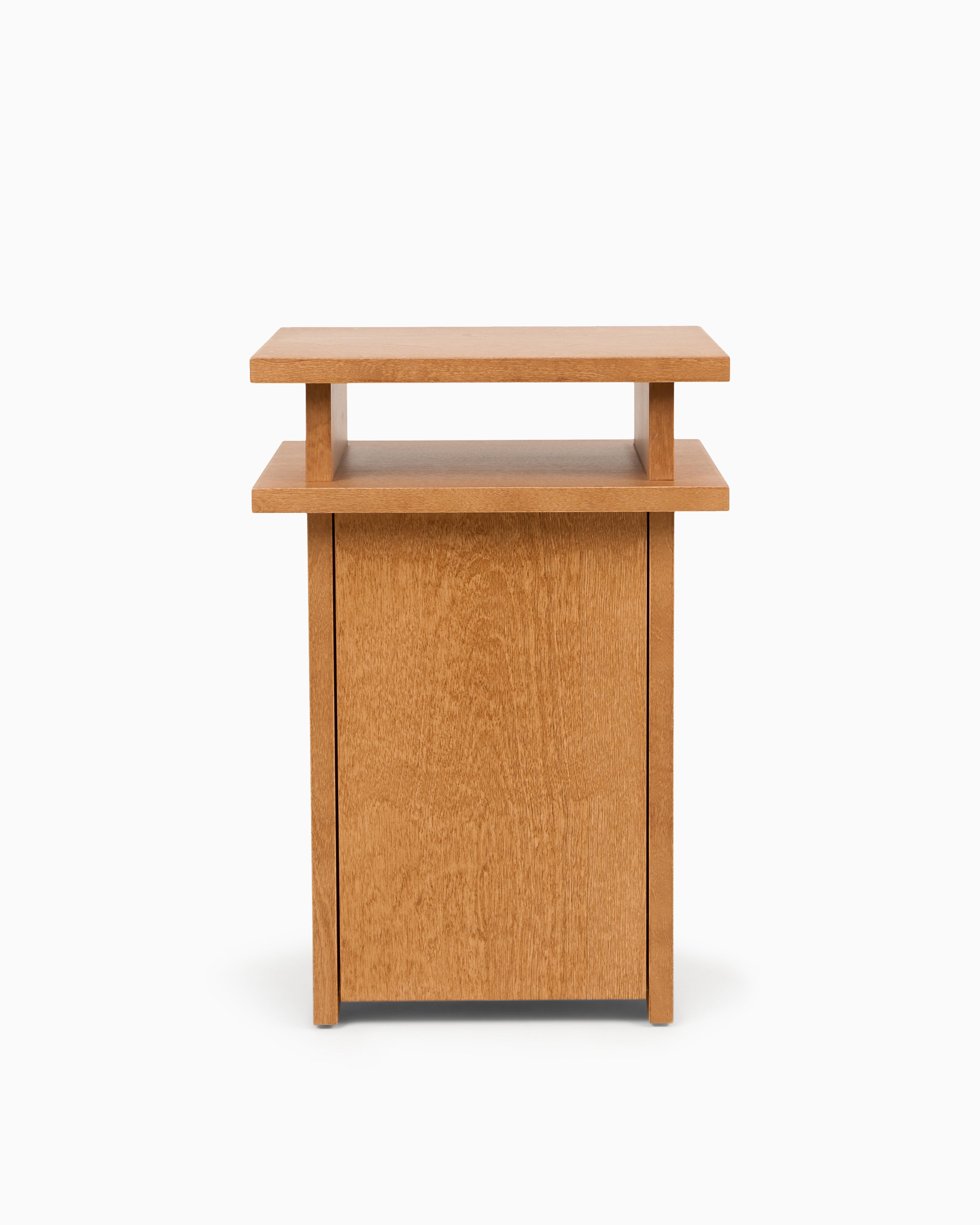 RATIO SIDE TABLE