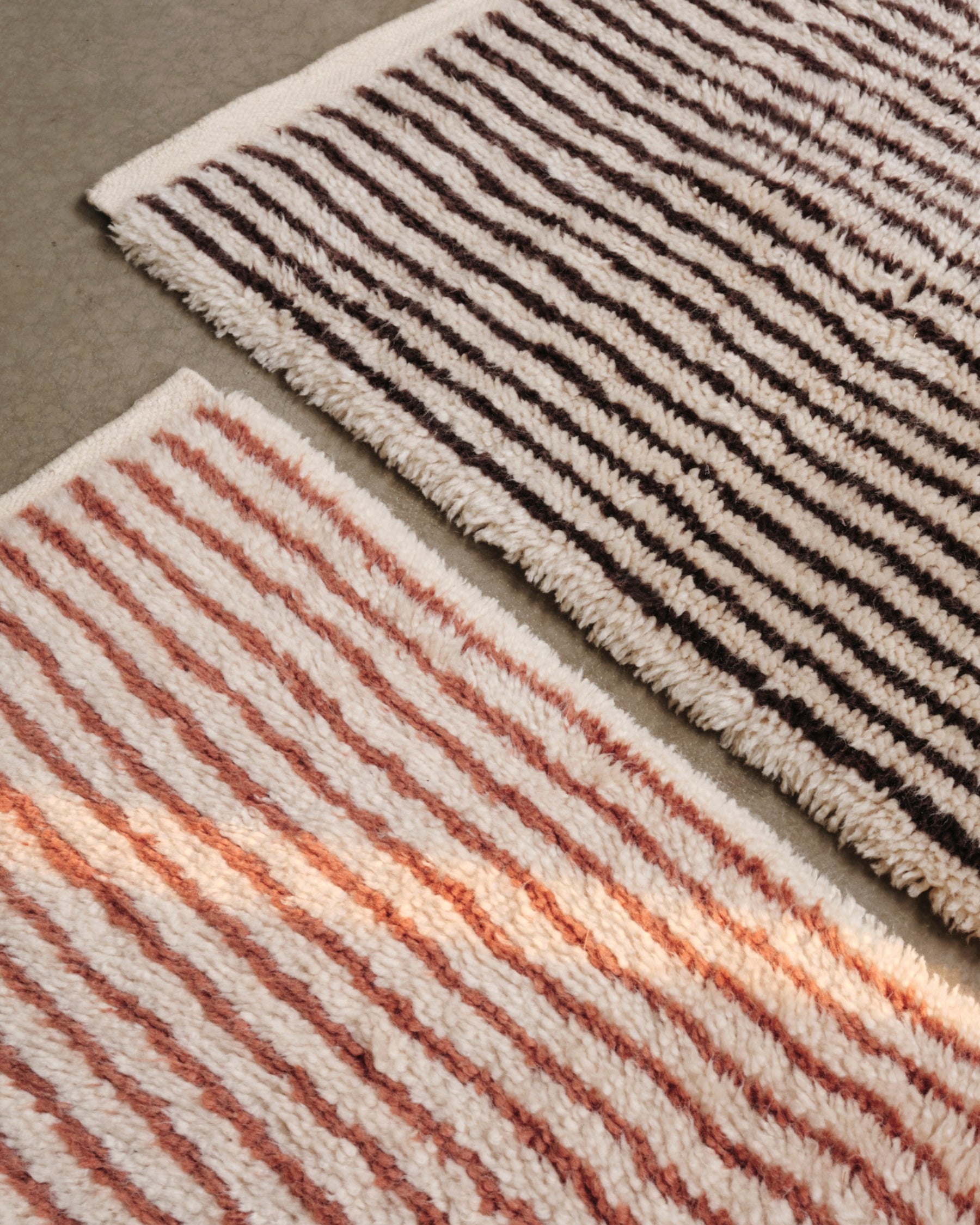 Kami Knotted Rug - Off-White/Coffee
