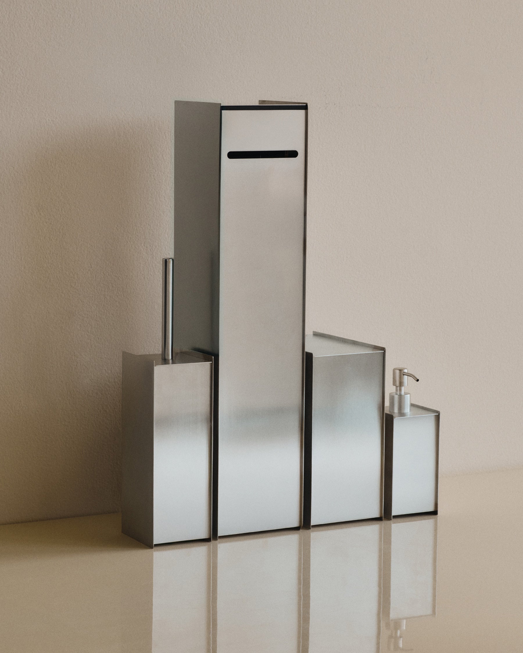 Sama Soap Dispenser - Brushed Stainless