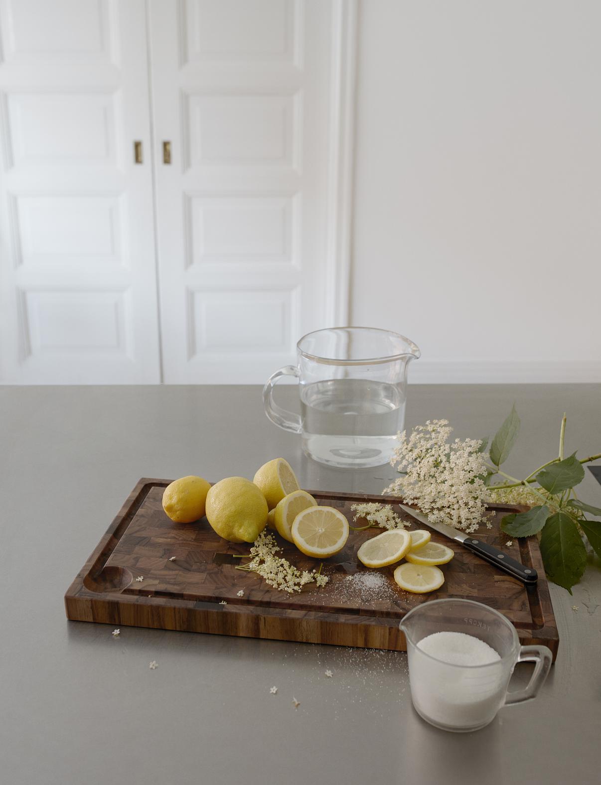 Dania Cutting Board 50 x 27